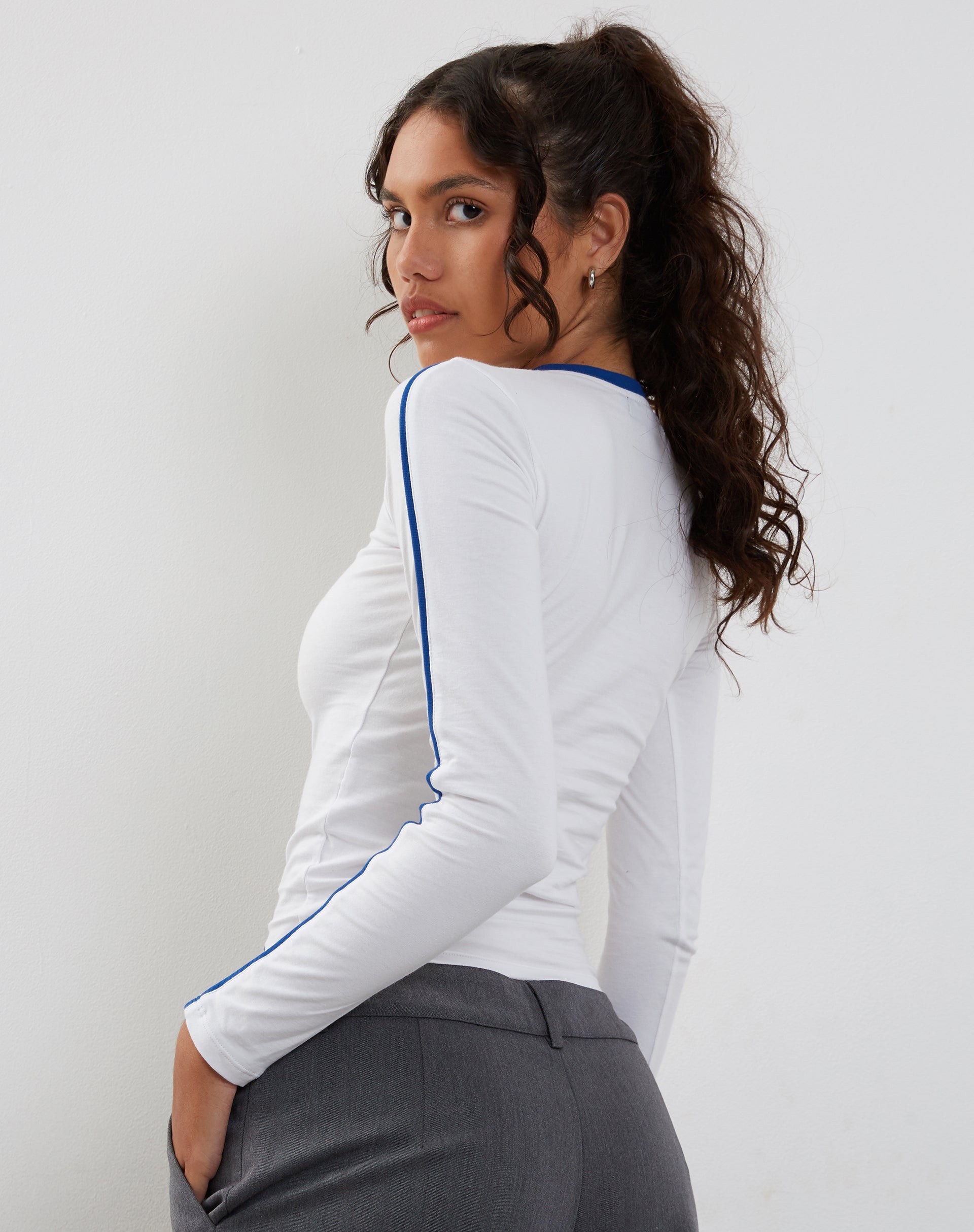 Bonija Long Sleeve Top in White with Cobalt Binding
