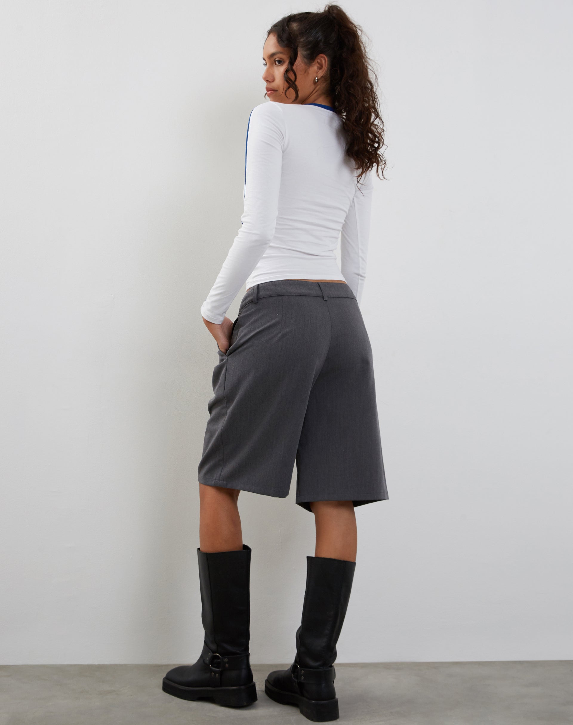 Bonija Long Sleeve Top in White with Cobalt Binding