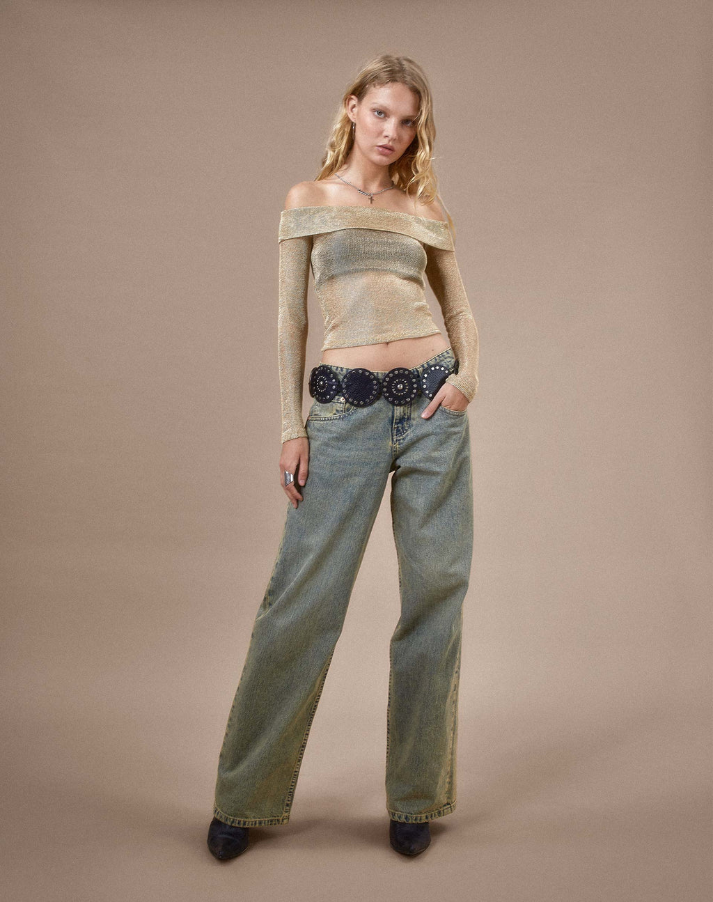 Naysila Bardot Top in Gold Chain