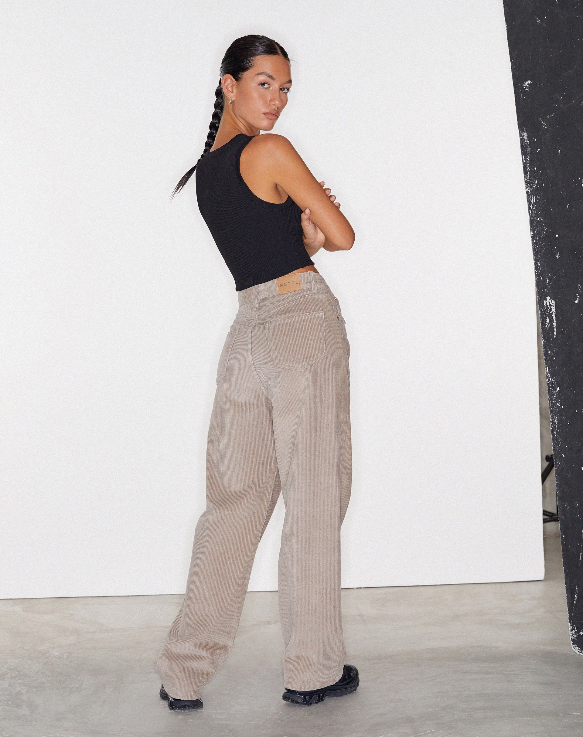 Parallel Jeans in Cord Smoke Grey