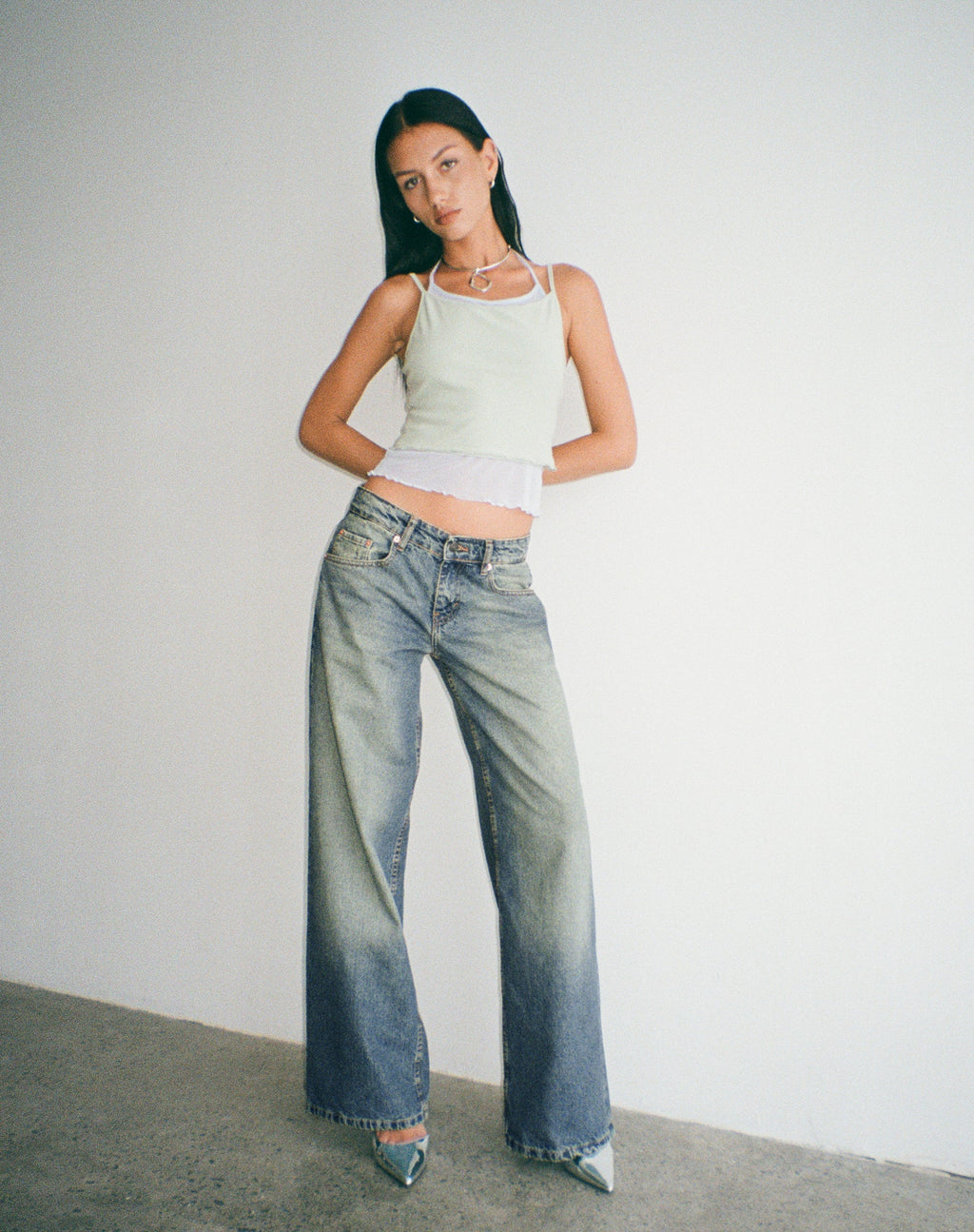 Roomy Extra Wide Low Rise Jeans in Extreme Blue Green
