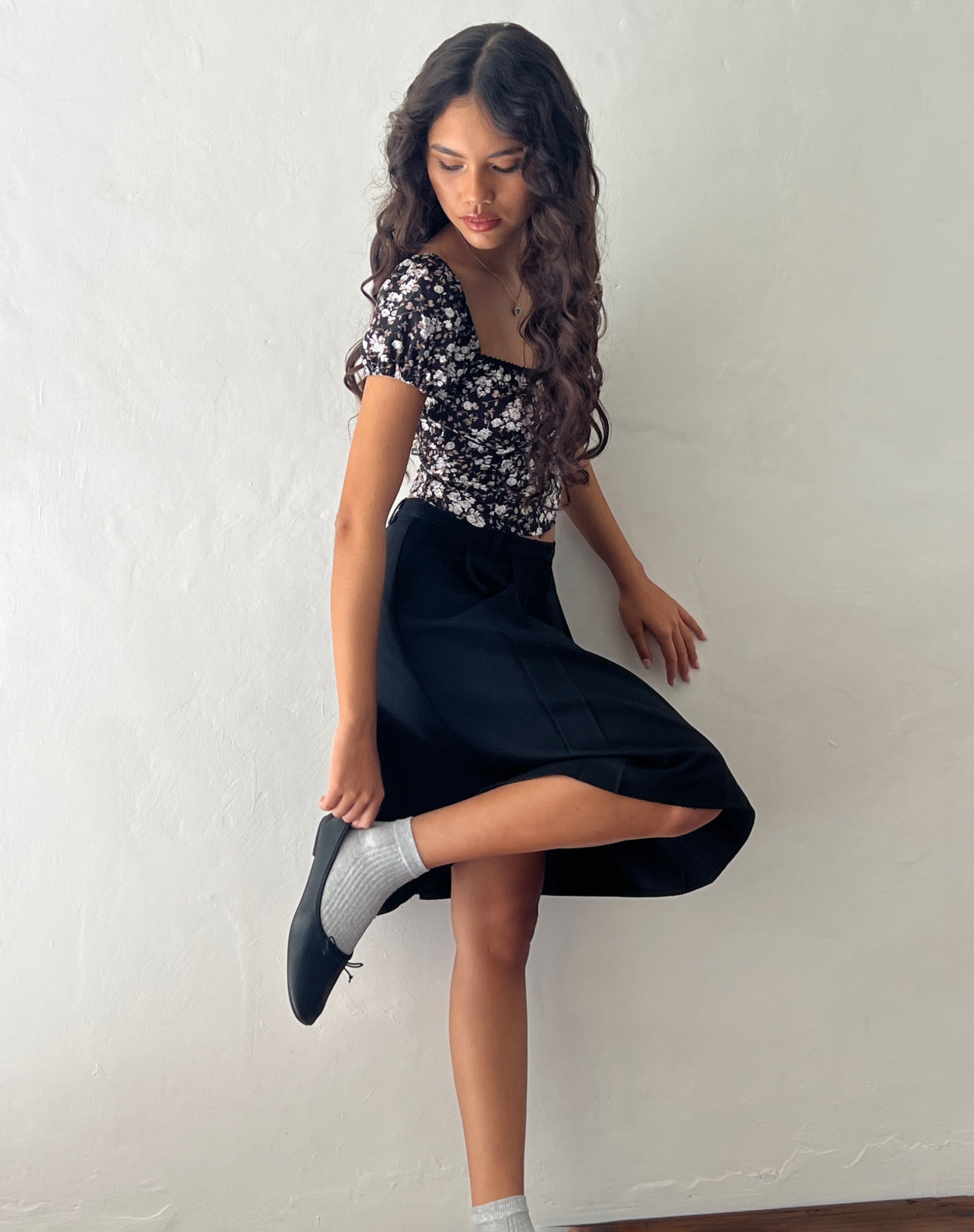 Tezu Sweetheart Top in Dark Wild Flower